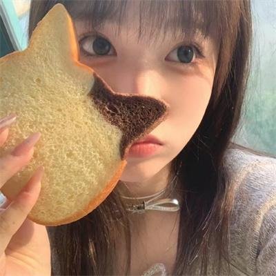 了不起的曹萱萱